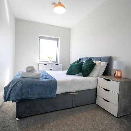 Rooftop Apartment At Queens Beautiful Views Belfast Exterior photo
